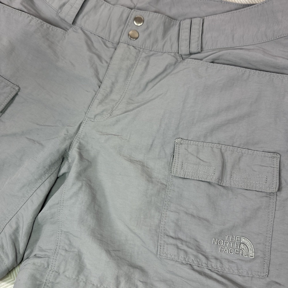 The North Face Shorts Womens 4 Gray Cargo 100% Nylon Hiking Camping 28x6
